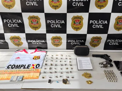 Homem é preso por tráfico de drogas e porte ilegal em Santa Bárbara d'Oeste