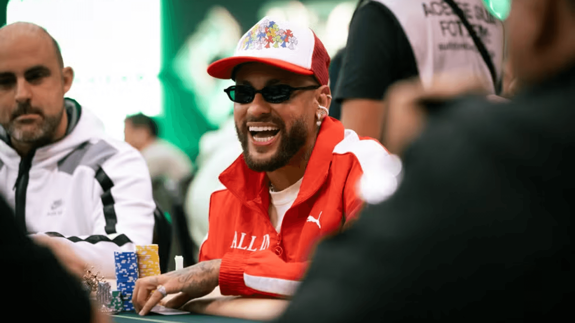 Preservado pelo Santos, Neymar disputa torneio de pôquer em SP