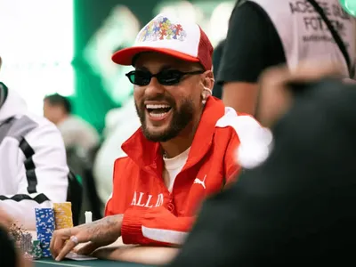 Preservado pelo Santos, Neymar disputa torneio de pôquer em SP