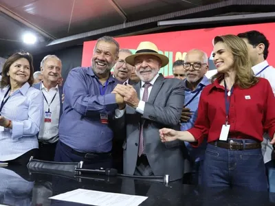 Em convenção nacional, PDT oficializa apoio a reeleição de Lula