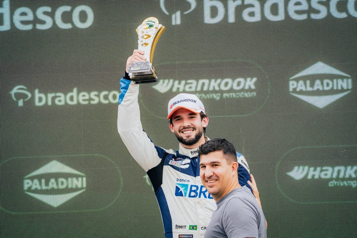 Pedro Cardoso terá dura missão para conquistar o título