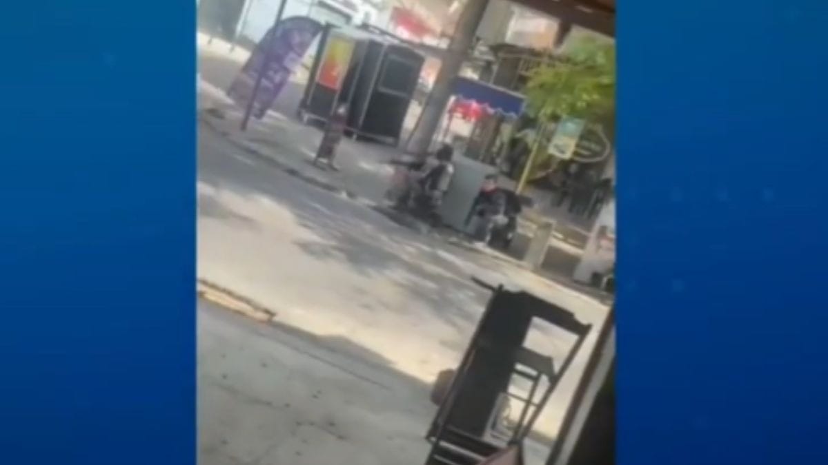 Vídeo: PM troca tiros com o CV em operação no Complexo do Alemão