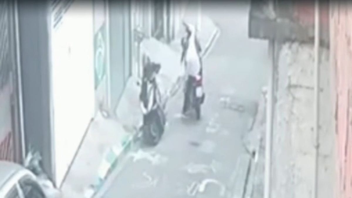 Mulher é baleada na frente do filho de 10 anos em tentativa de assalto
