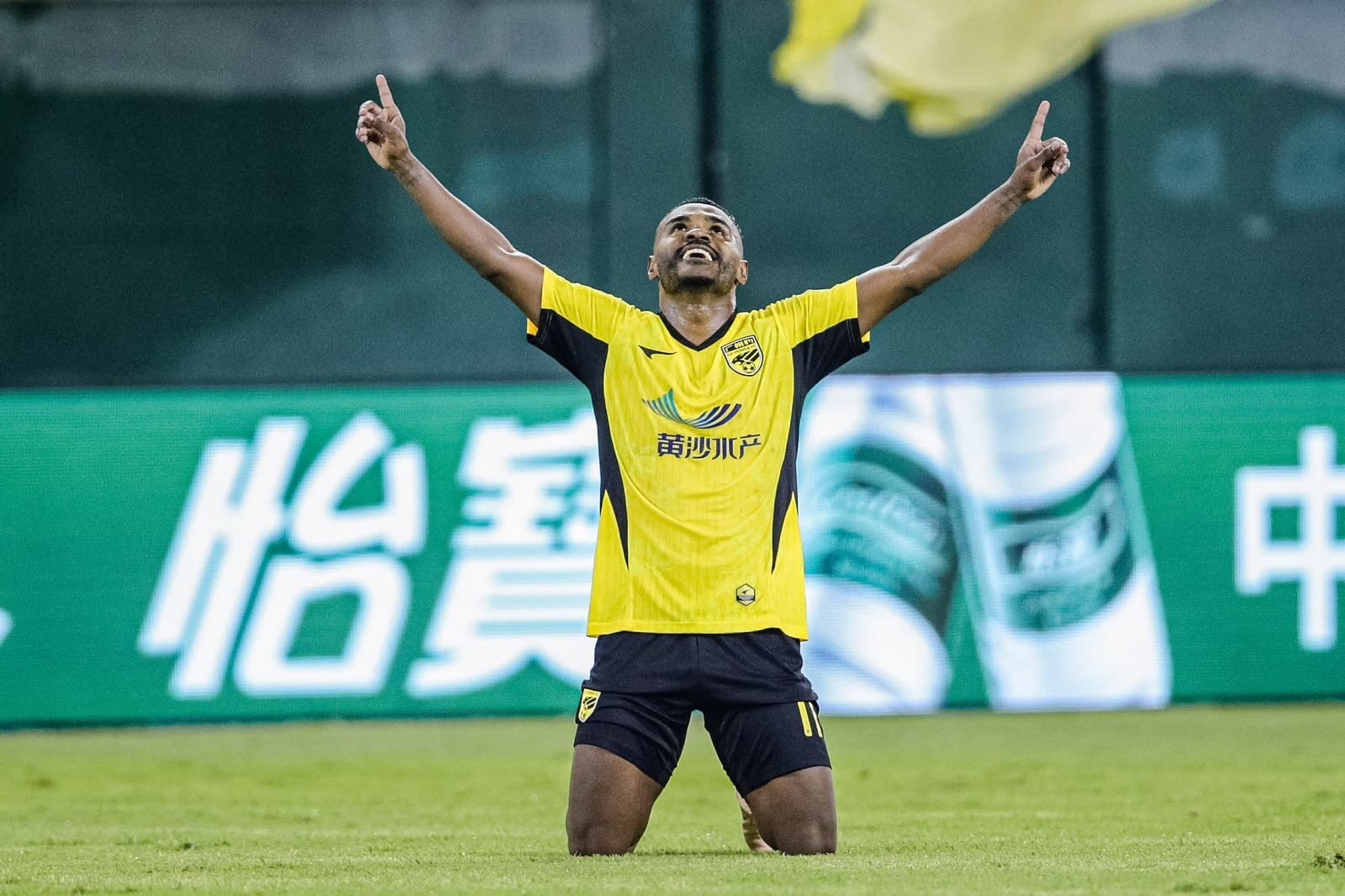 Nikão vive grande fase no Guangzhou E-Power e mira acesso na China