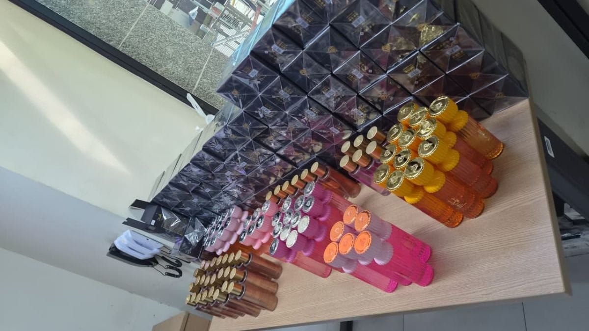 PM apreende 10 mil unidades de cosméticos importados sem documentação em SP