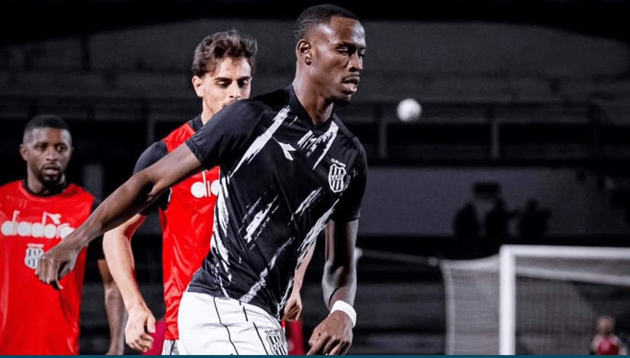 Ponte Preta encaminha renovação do zagueiro Palácios até o fim da Série B