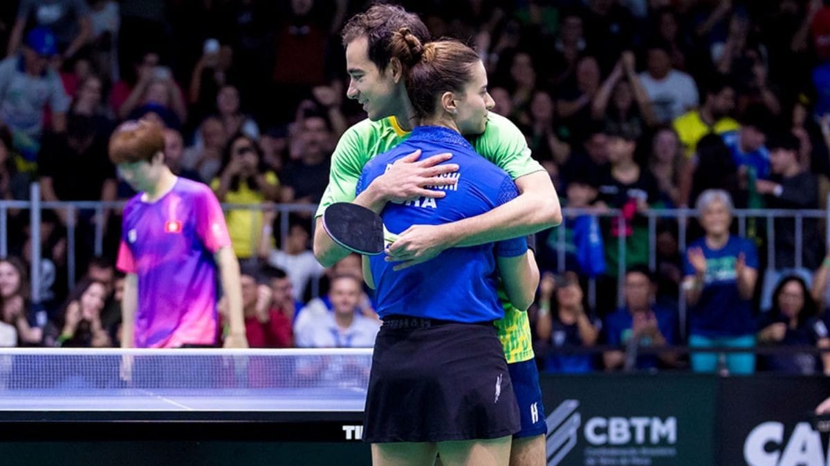 Hugo Calderano e Bruna Takahashi vão à final do WTT de São José