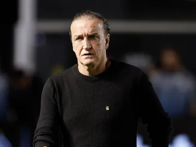 Cuca abre brecha para deixar Neymar fora de decisão contra Remo