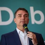 Raul Spinassé/Divulgação/Flávio Bolsonaro