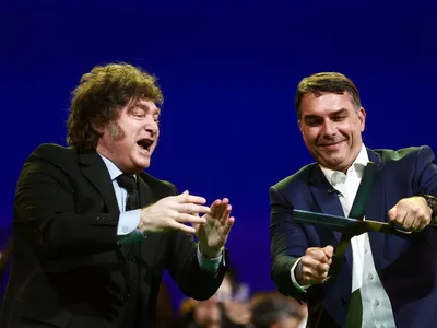 Schüler: erros recentes de Flávio jogam a favor da campanha de Lula