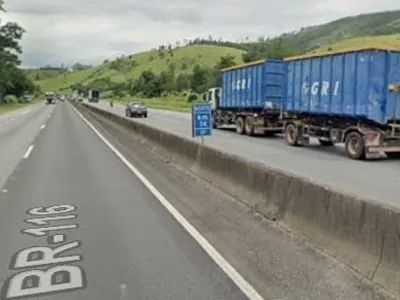 Motociclista morre em acidente com carreta na Via Dutra, em Aparecida