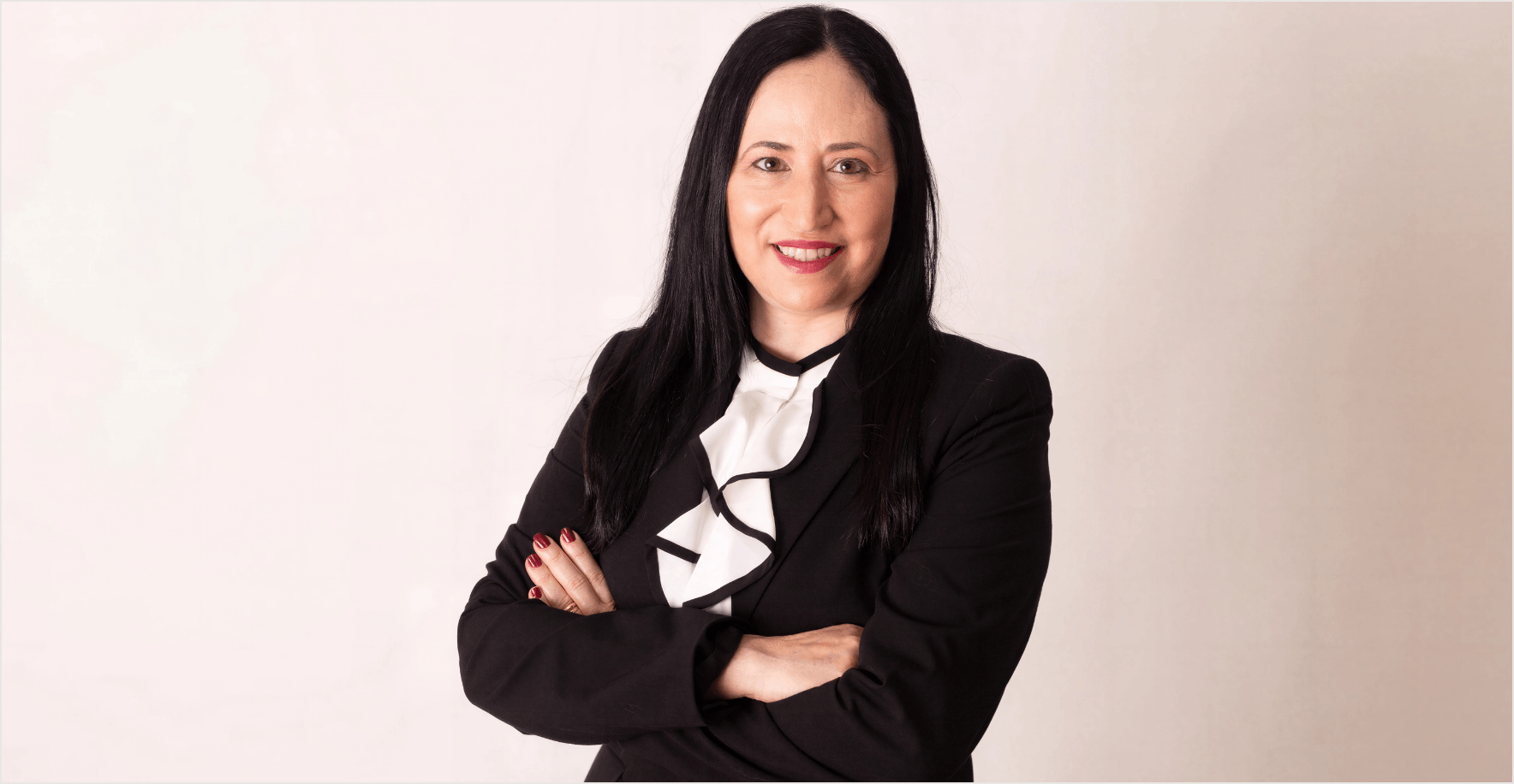 Quando a dor pede investigação: Claudia Talaga fala sobre endometriose