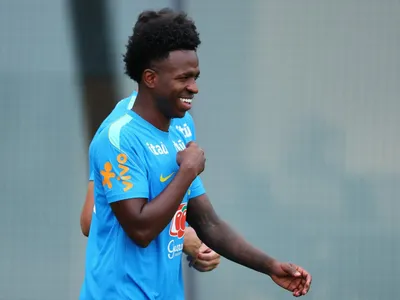 Arsenal demonstra interesse na contratação de Vinicius Júnior; entenda