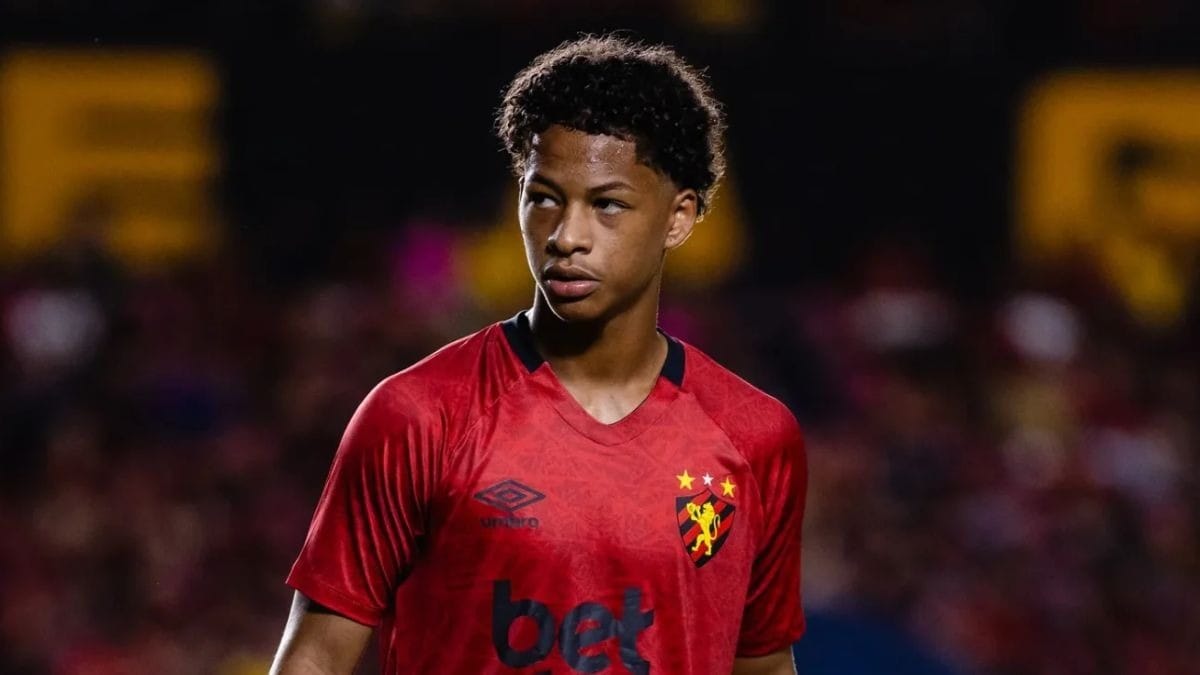 Sport detalha venda de Zé Lucas e acerta a chegada de dois jogadores