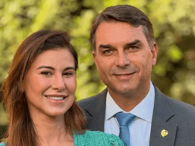 Quem é Fernanda Bolsonaro, aposta de Flávio para atrair eleitorado feminino