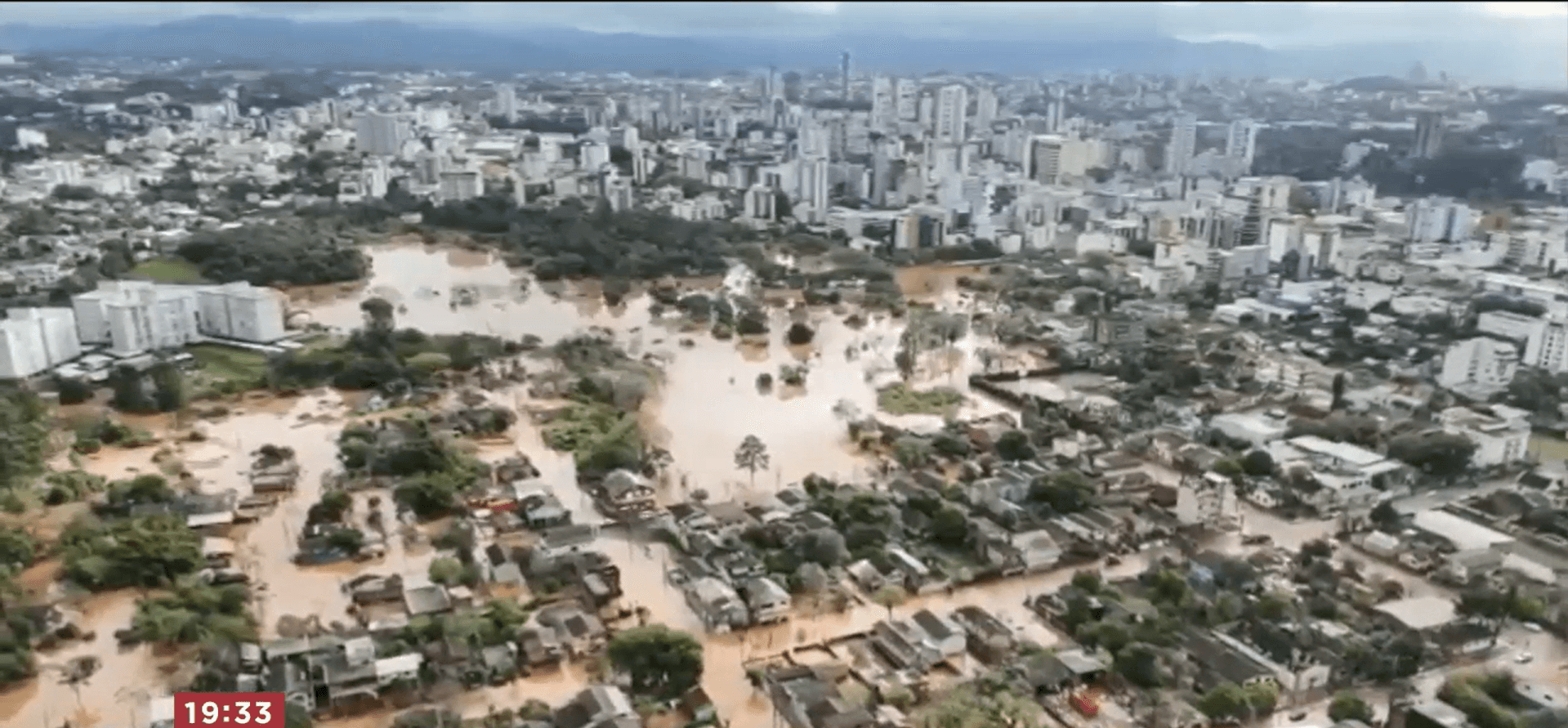 Com mais de mil desalojados, RS se prepara para novas tempestades e granizo