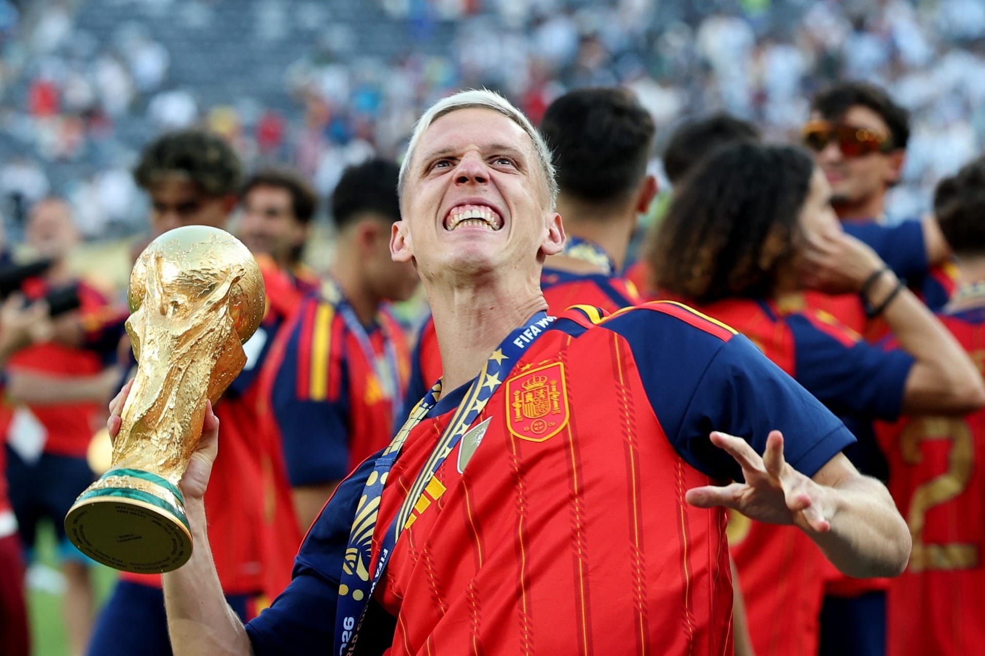 Dani Olmo rebate auxiliar da Argentina que o agrediu na final da Copa