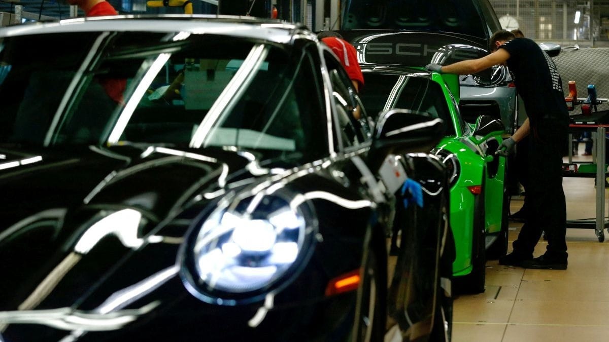 Porsche anuncia corte de 5 mil postos de trabalho até 2035