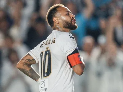 Dois gigantes têm alto risco de rebaixamento no Brasileirão; veja chances