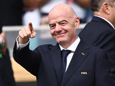 Uefa ameaça boicote à Copa do Mundo caso Mundial seja vendido; entenda