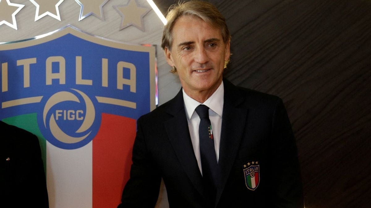 Itália anuncia o técnico Roberto Mancini; Maldini e Leonardo pedem demissão