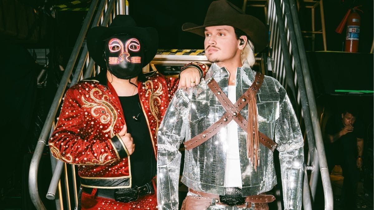 De "Um Maluco no Pedaço" ao DJ mascarado: conheça a dupla viral CountryBeat - QTU Questões do Universo