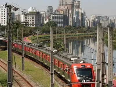 Homem é preso por importunação sexual em trem da CPTM na zona leste de SP