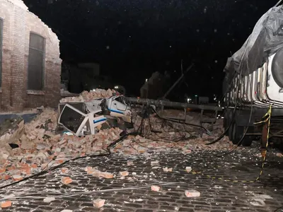 SP tem 3 mortes após ventos de 100 km/h; Defesa Civil emite alerta severo