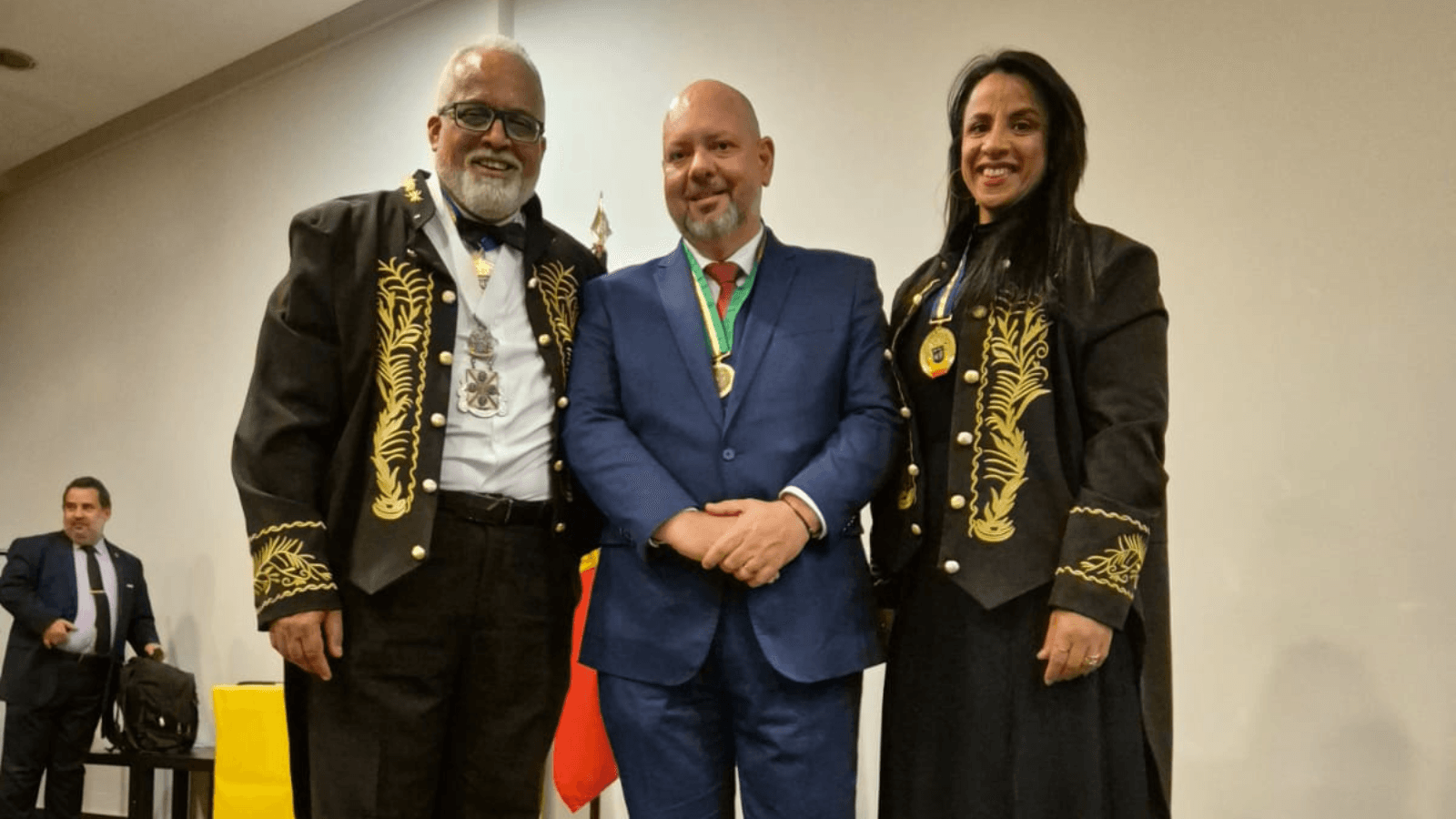 Diretor-geral da Band Paulista recebe medalha de mérito cultural em Lisboa - QTU Questões do Universo