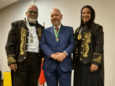 Diretor-geral da Band Paulista recebe medalha de mérito cultural em Lisboa