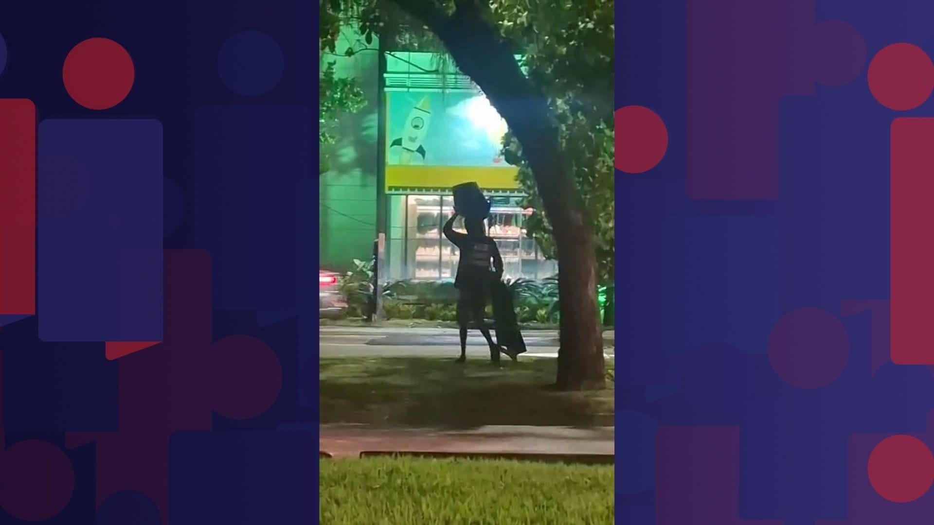 Criminoso furta sinal de trânsito que caiu após ventania na Barra da Tijuca