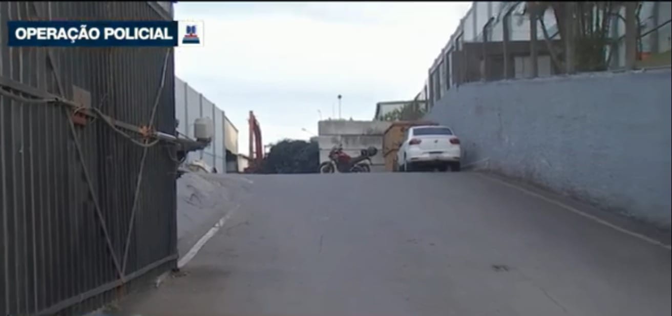 PM de SP impede roubo em fábrica de sucata e mata criminoso em confronto - QTU Questões do Universo