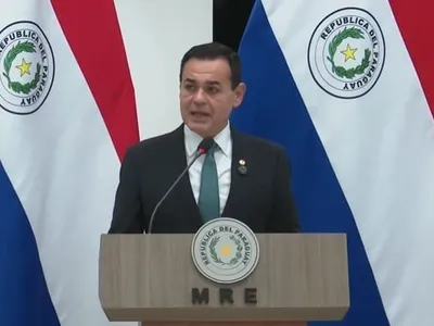 Paraguai convoca embaixador do Brasil a dar explicações sobre fala de Lula