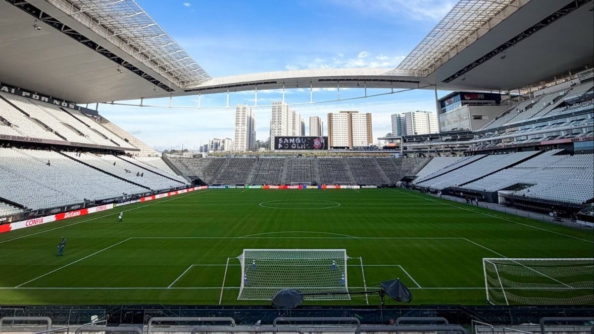 O que aconteceu com o gramado da Arena Corinthians Entenda | Esportes - Imagem 2 | QTU - Notícias