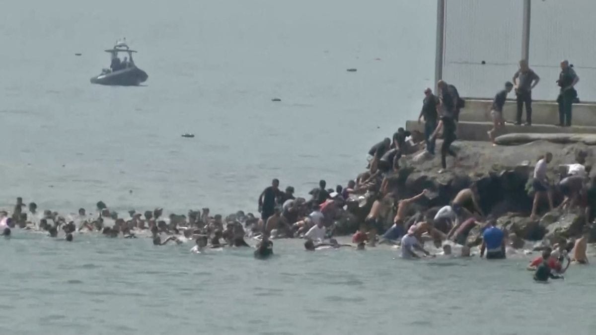Crise migratória na fronteira entre Marrocos e Espanha gera alerta na UE - QTU Questões do Universo