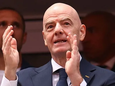 Diretor da Fifa se posiciona contra proposta de Infantino para vender Copa