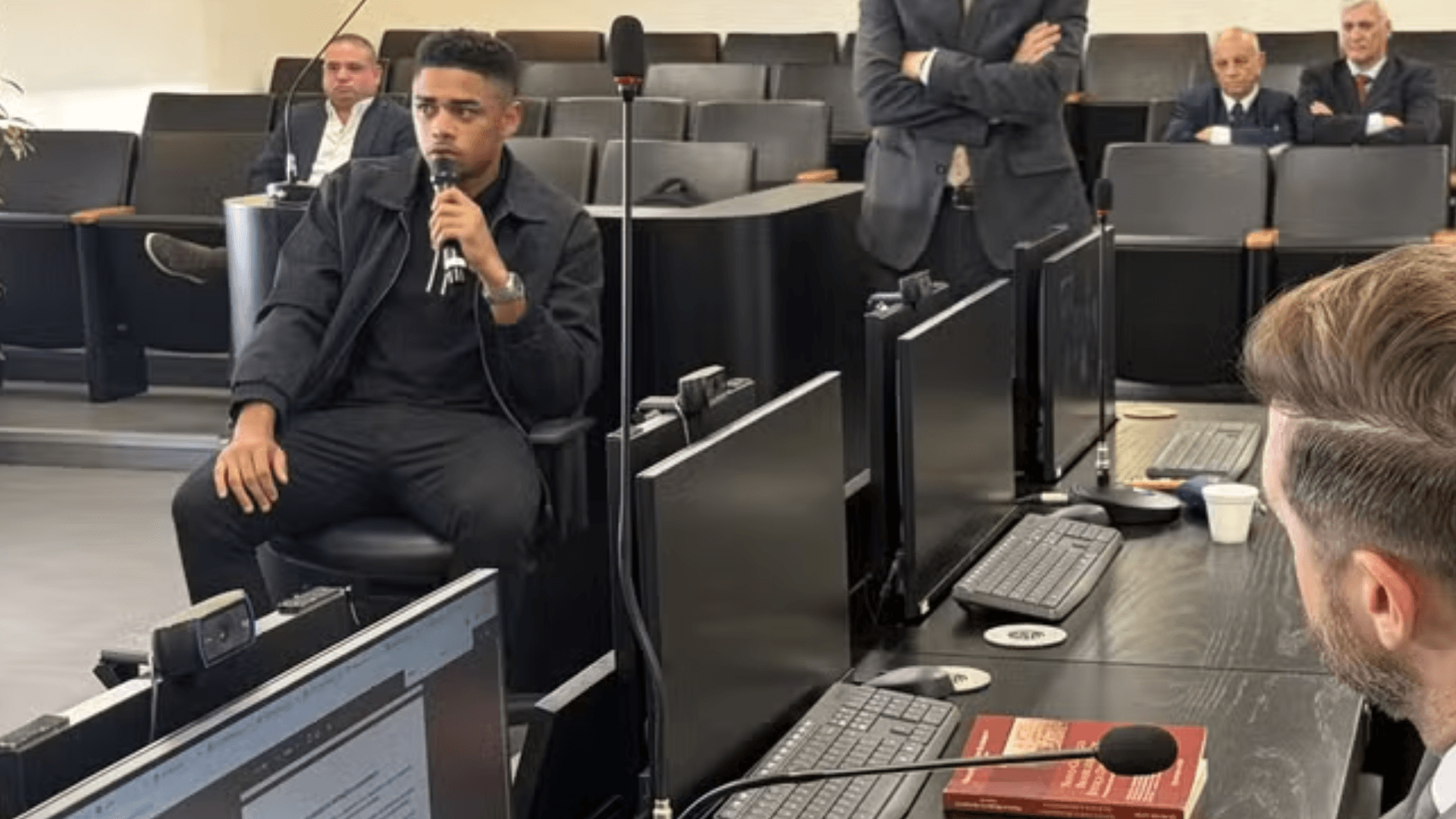 STJD libera Victor Gabriel, do Inter, para jogar contra o Corinthians