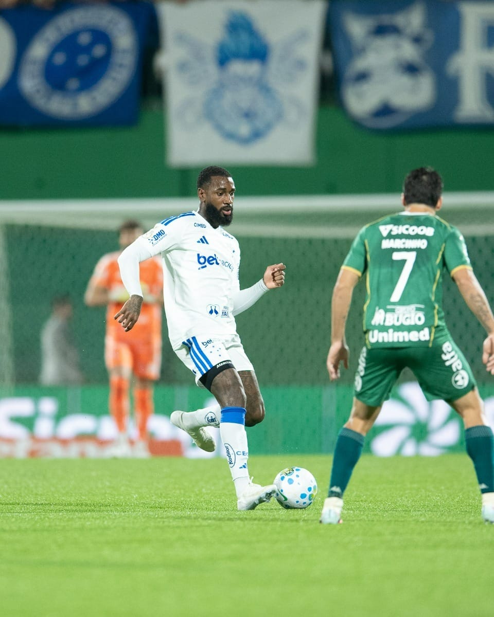 Cruzeiro tem gol anulado e empata em 0 a 0 com a Chapecoense