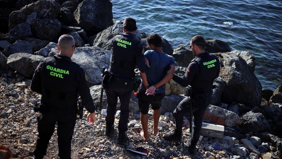 Espanha intensifica buscas por imigrantes marroquinos escondidos em Ceuta - QTU Questões do Universo