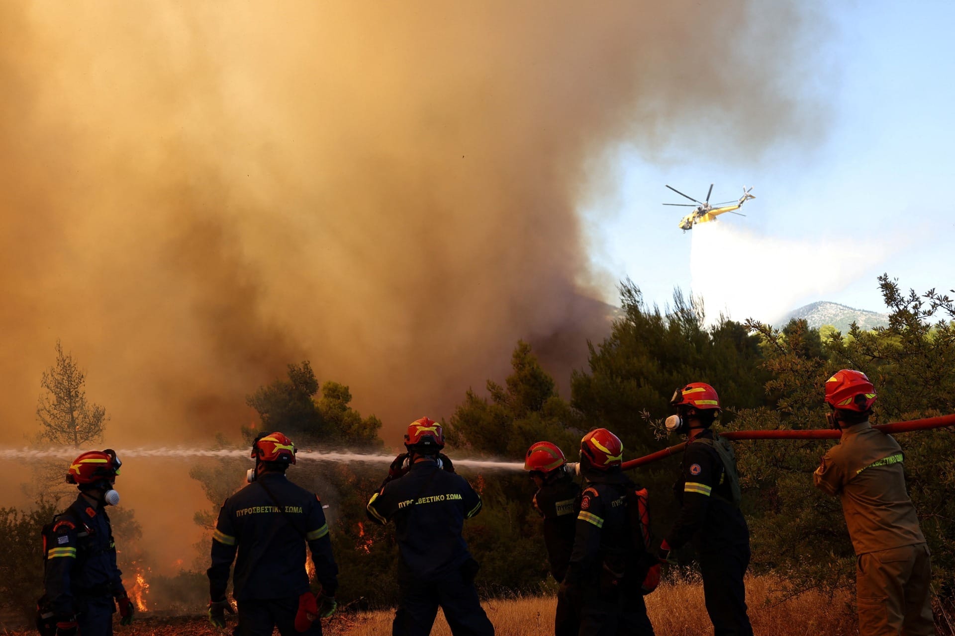 Onda de calor e incêndios provocam mortes nos EUA, Japão e Europa - QTU Questões do Universo