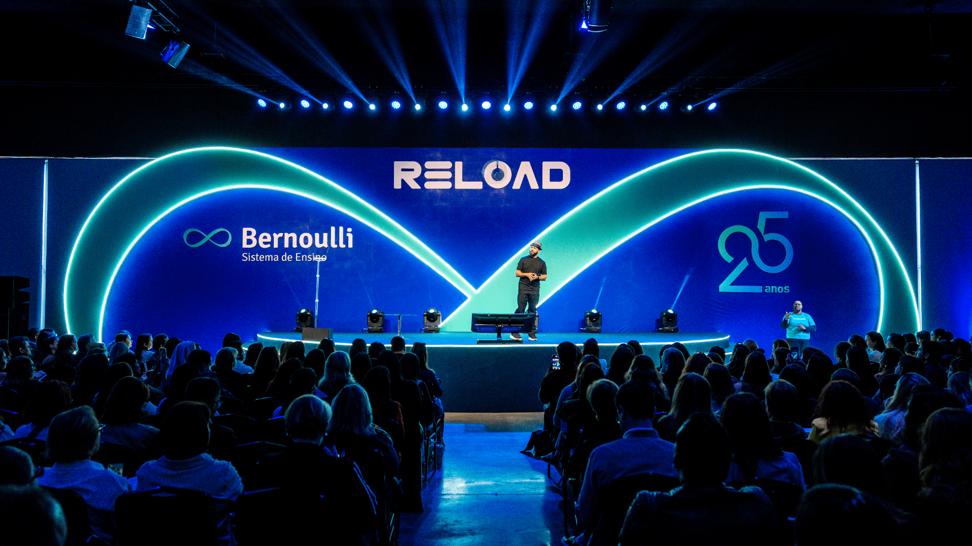 Bernoulli Reload coloca IA no centro do debate educacional | Brasil | QTU - Notícias