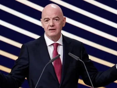 Oposição planeja criar torneios paralelos à FIFA para derrubar Infantino