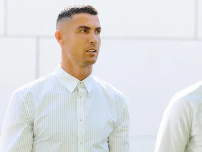 Cristiano Ronaldo se apresenta para iniciar nova temporada pelo Al Nassr