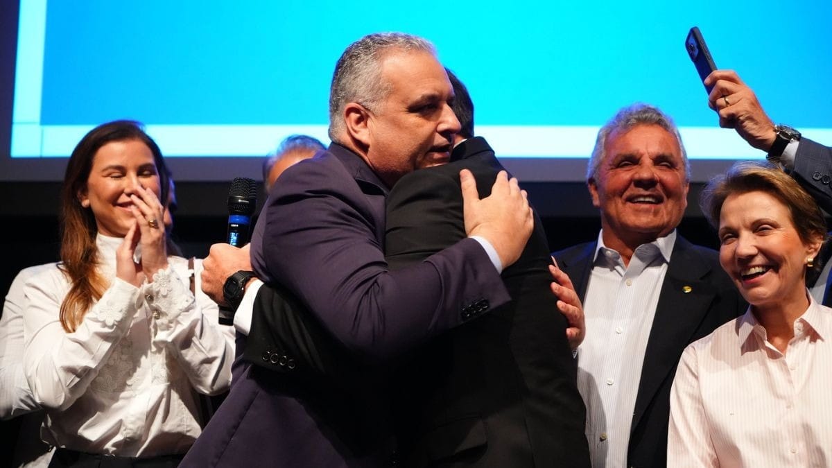 Flávio apresenta Gaspar: "Pediu prisão do Lulinha e representa o Nordeste" - QTU Questões do Universo