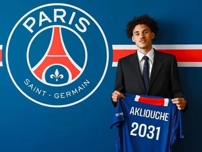 PSG anuncia atacante francês que disputou Copa do Mundo; veja detalhes