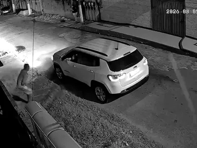 Homem é baleado em frente de casa em Magé e segue internado