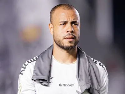 Mayke rescinde contrato com o Santos e fica livre no mercado; veja detalhes