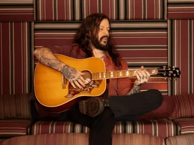 Voz de The Last of Us, Shawn James diz que fez álbum como se fosse terapia