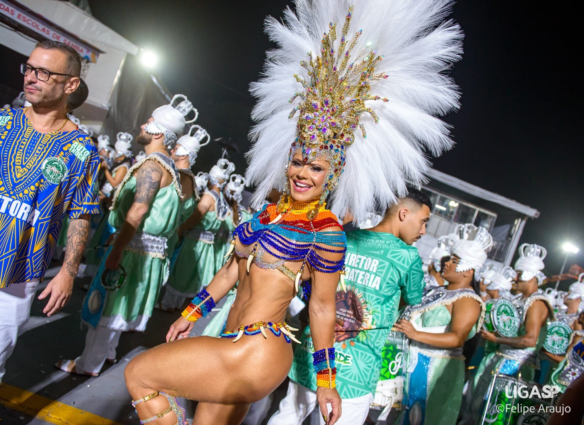 Aos 51, Viviane Araújo rebate etarismo no Carnaval: 'Não compro essa ideia'