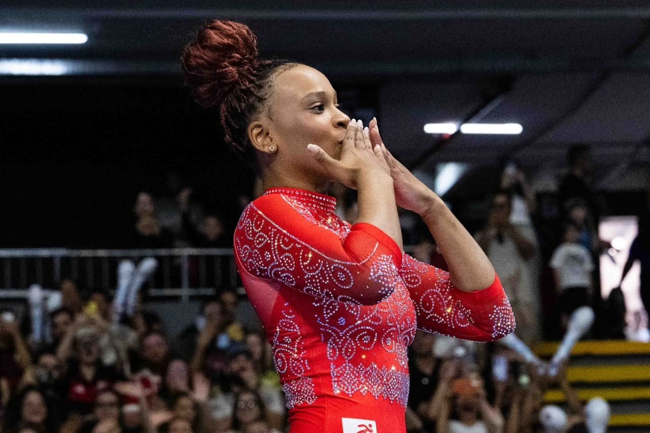 Rebeca Andrade crava maior nota do salto no mundo em 2026; veja detalhes
